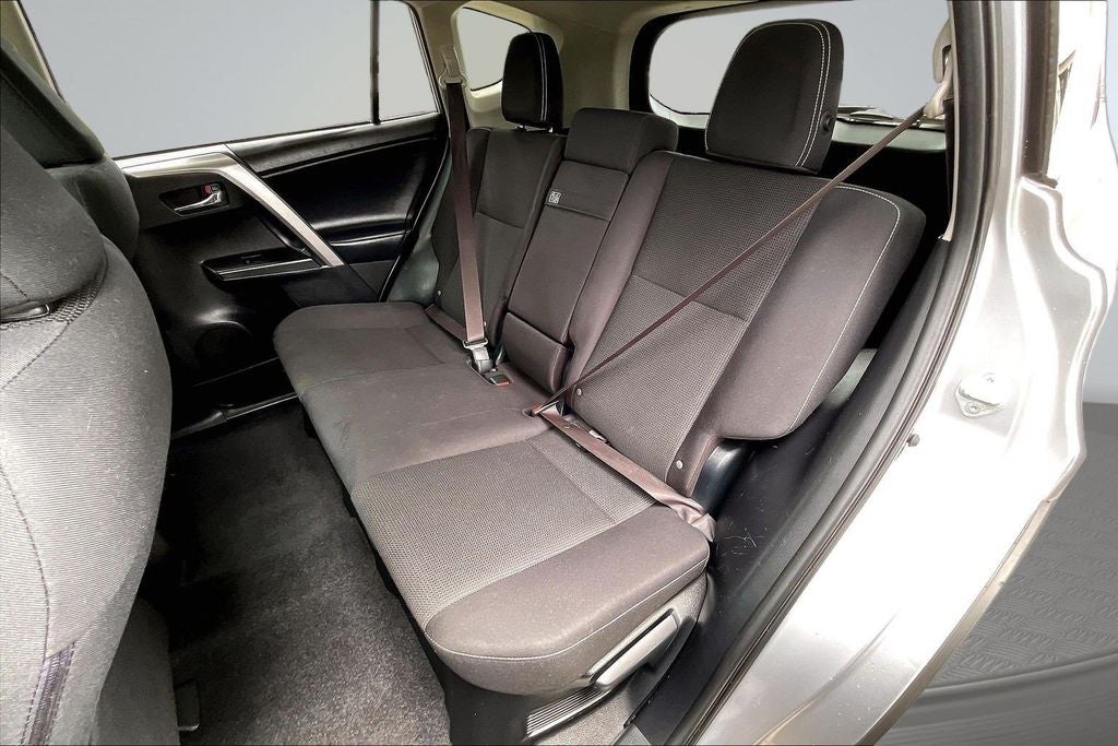 2018 Toyota RAV4 Hybrid XLE