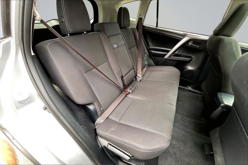 2018 Toyota RAV4 Hybrid XLE