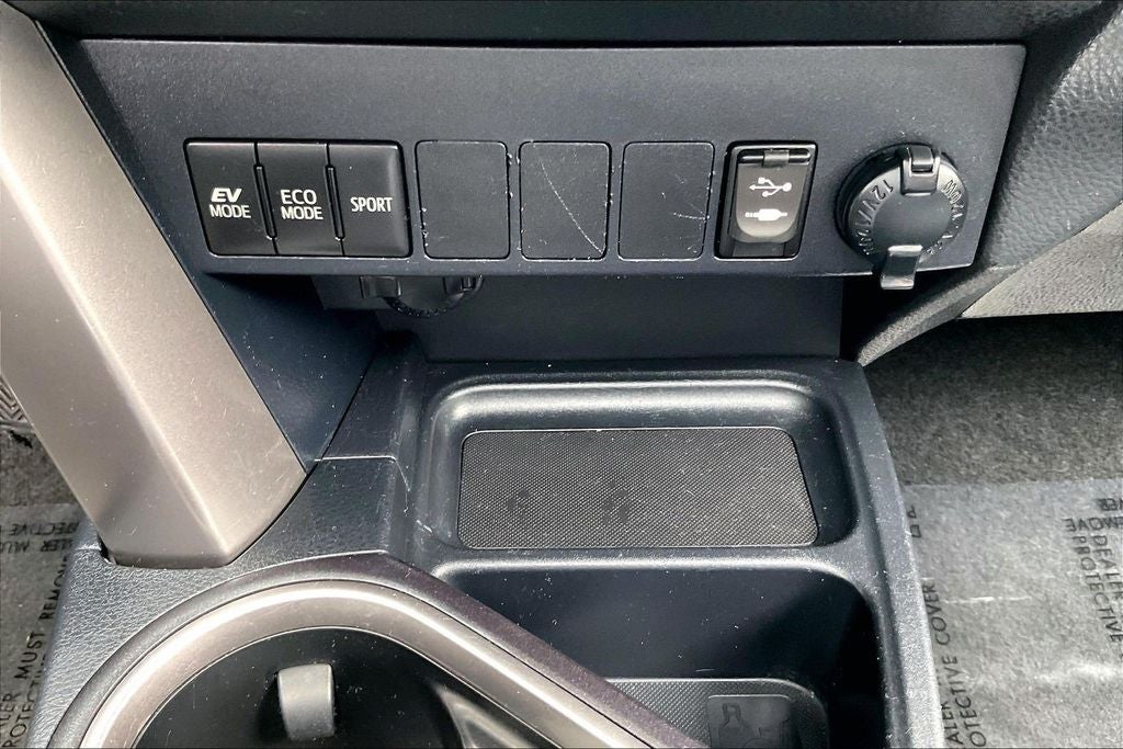 2018 Toyota RAV4 Hybrid XLE