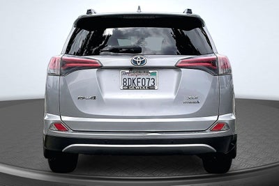 2018 Toyota RAV4 Hybrid XLE