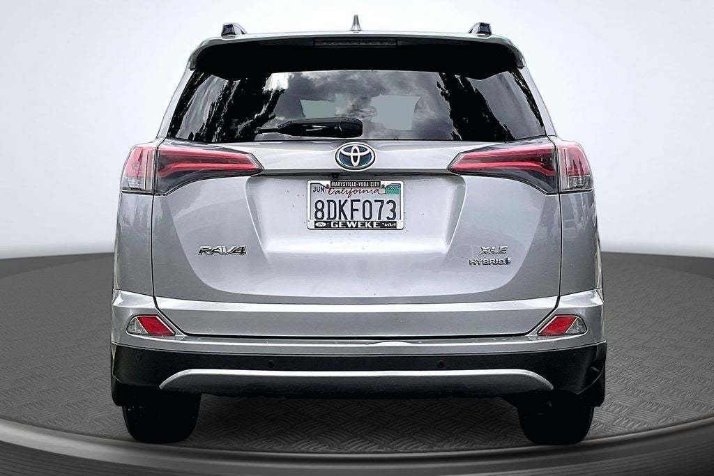 2018 Toyota RAV4 Hybrid XLE