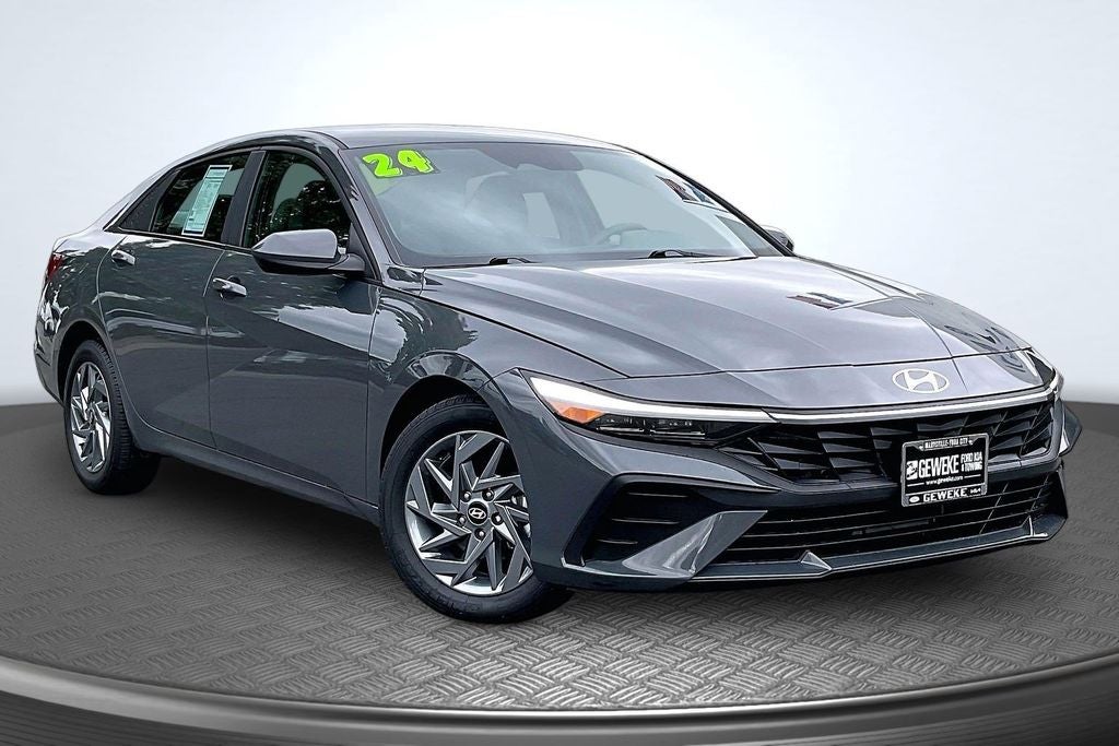 2024 Hyundai Elantra SEL