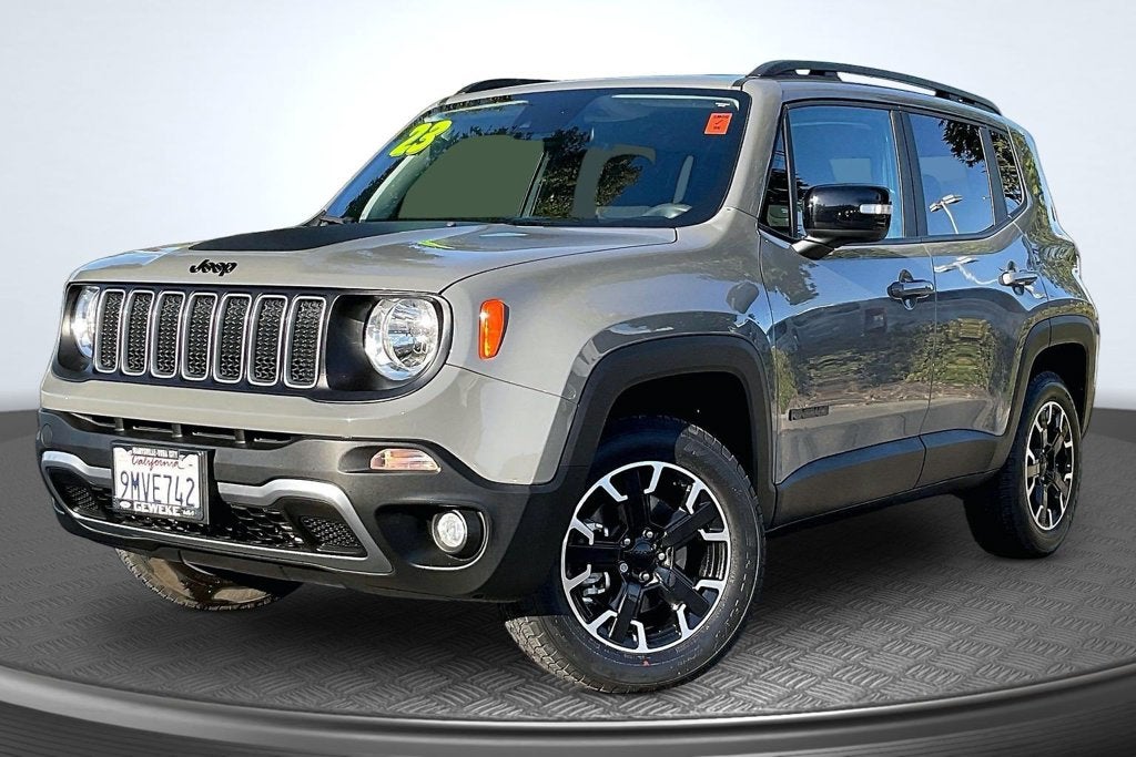 2023 Jeep Renegade Latitude
